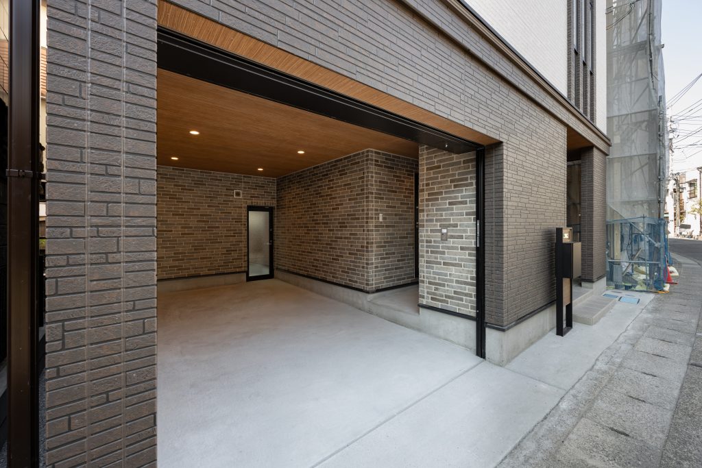 鎌倉で海と暮らすガレージハウス